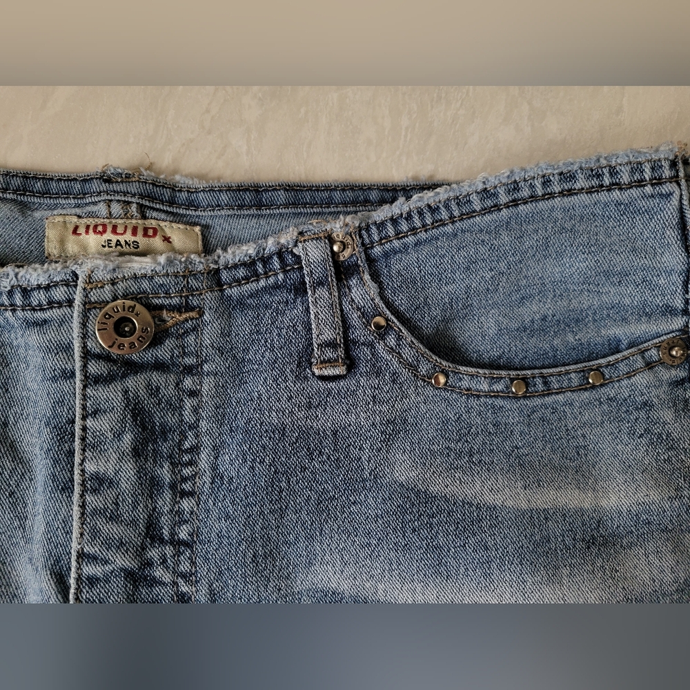 Y2K LIQUID JEANS capri length stretch denim with silver studs and fraying - Picture 9 of 14